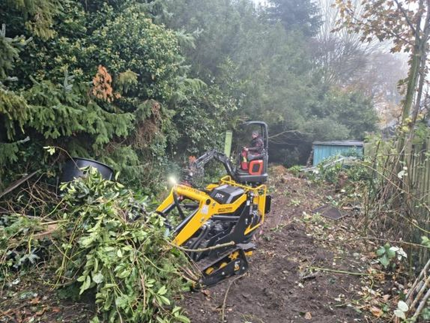 Corvin Stief – Garten- und Baumpflege, land- und forstwirtschaftliche Dienstleistungen - Allgemeine Gartenarbeiten
